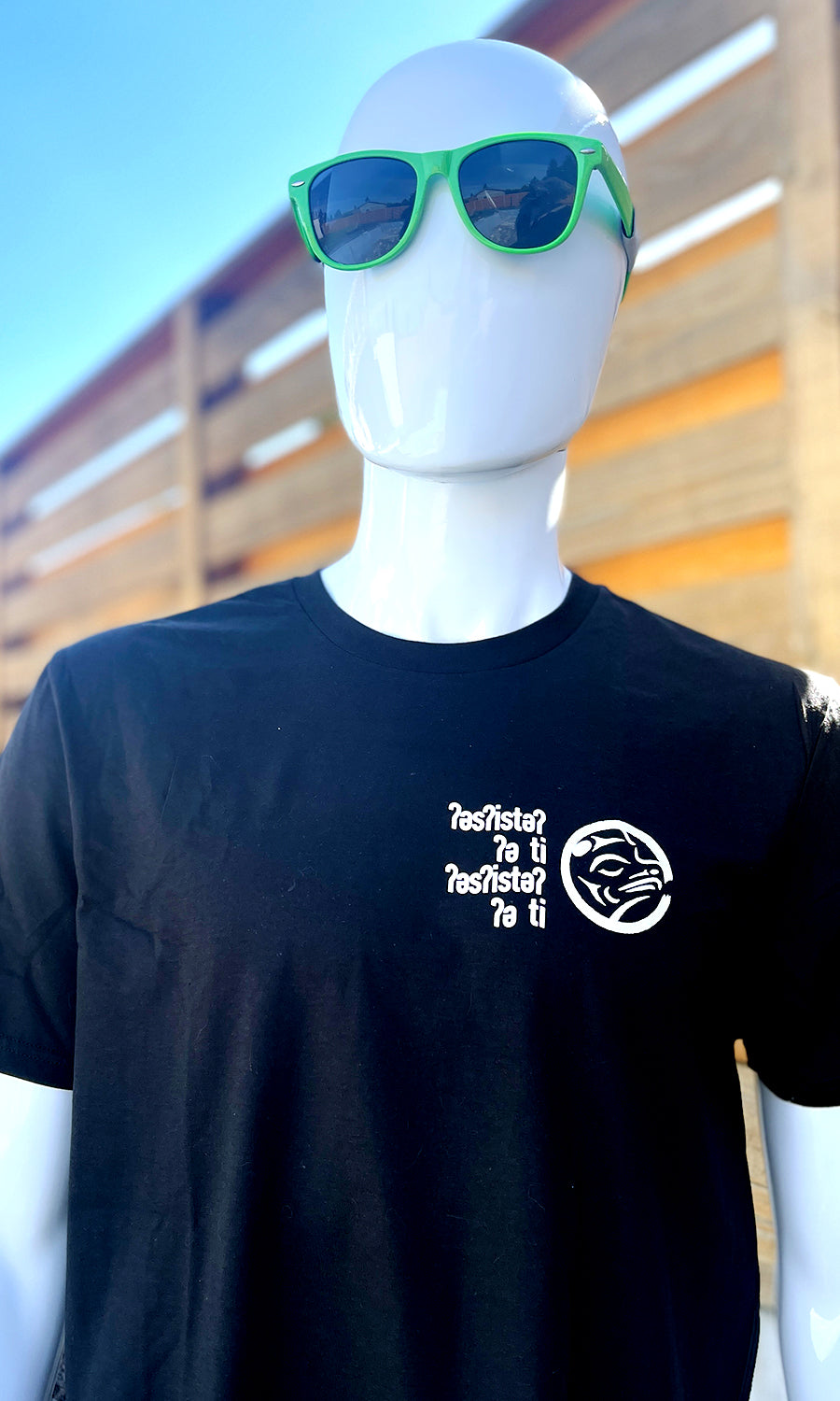 ʔəsʔistəʔ ʔə ti ʔəsʔistəʔ ʔə ti - It Is What It Is - Black Lushootseed T-Shirt